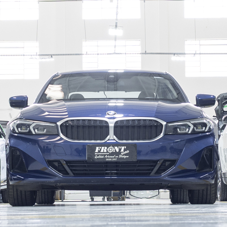 Veículo de luxo blindado pela Front Gard